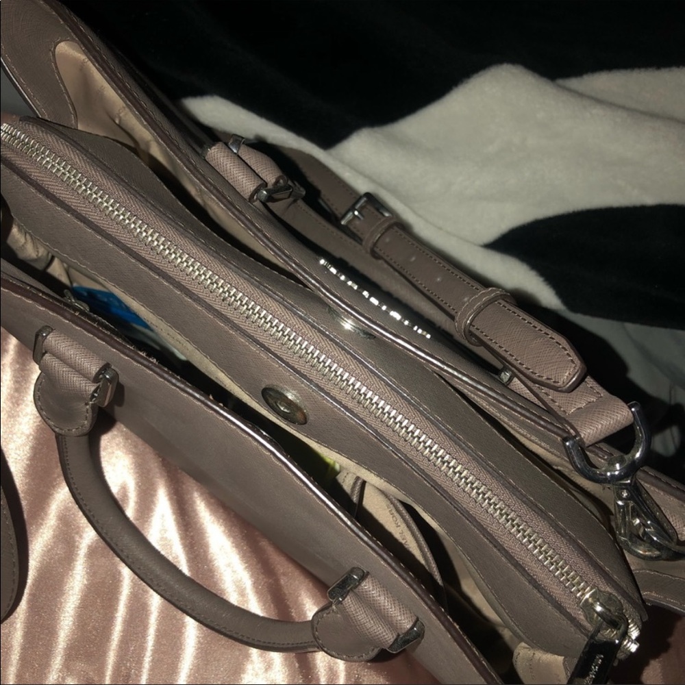 Michael Kors tupe purse